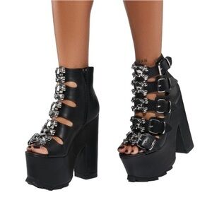 Y.R.U. Dreamscape Skull Buckles Chunky Platform Heels in Black